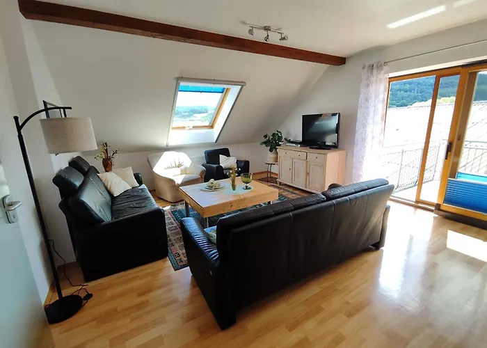 Grosse, Gemuetliche In Doerflicher Idylle